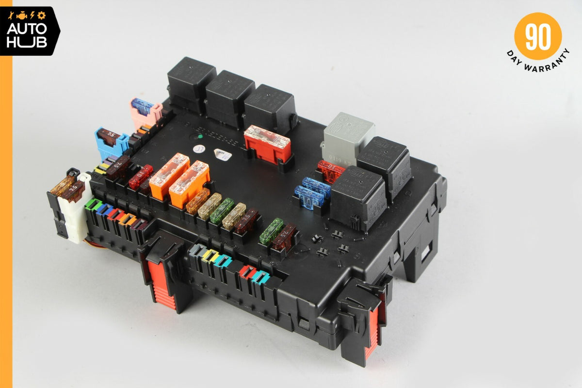 10-14 Mercedes W216 CL550 Rear Trunk Fuse Box Relay Control 2219067100 OEM 59k - photo 6