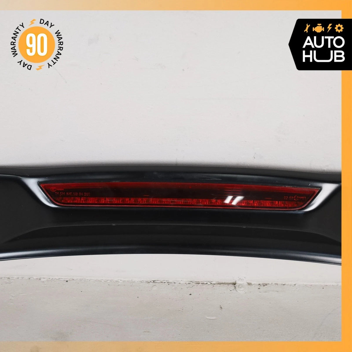 2011 Porsche Cayenne S 958 Trunk Lid Molding Trim Spoiler Wing OEM - photo 9