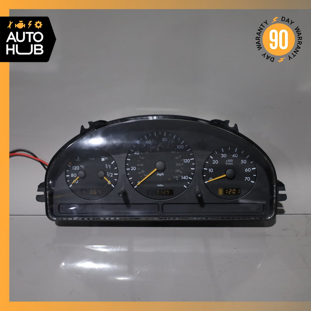 03-11 Mercedes W211 E350 E55 CLS550 Rear Overhead Dome Light Gray 2118206601 OEM - photo 2