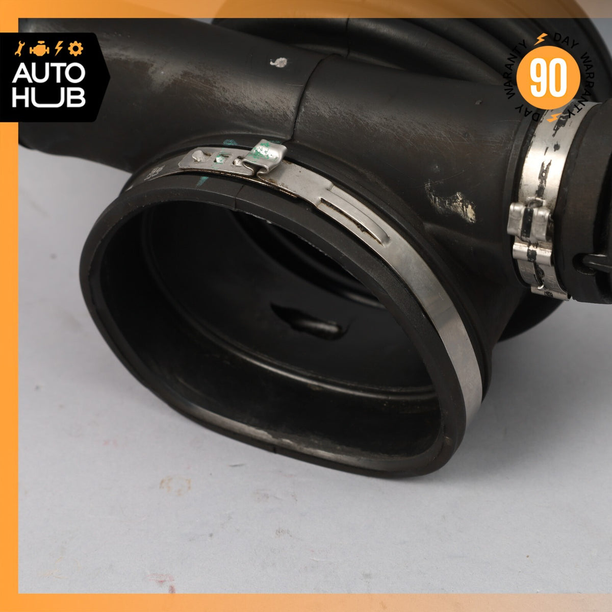 04-19 Maserati Quattroporte GranCabrio F136 Air Intake Duct Pipe Hose 215889 OEM - photo 7