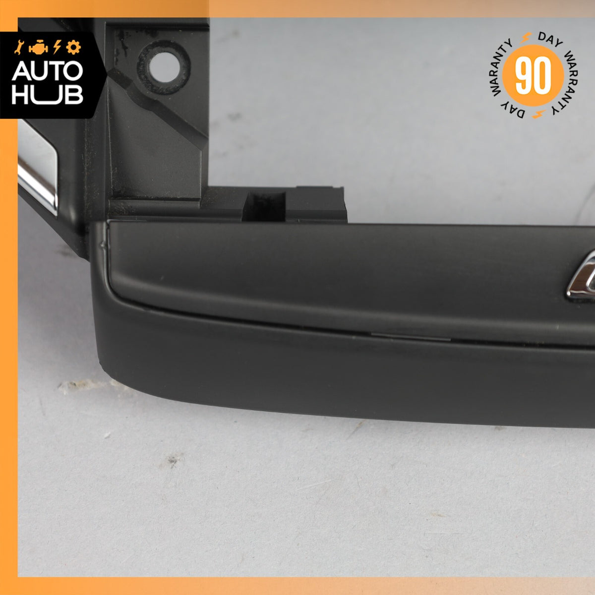 Maserati Ghibli M157 Center Dash Air Vent Grille Screen Frame Trim Panel OEM 41k - photo 7