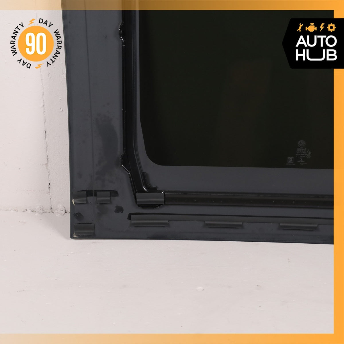 17-26 Alfa Romeo 952 Giulia Front Panoramic Roof Glass 77368202 OEM 56k - photo 13