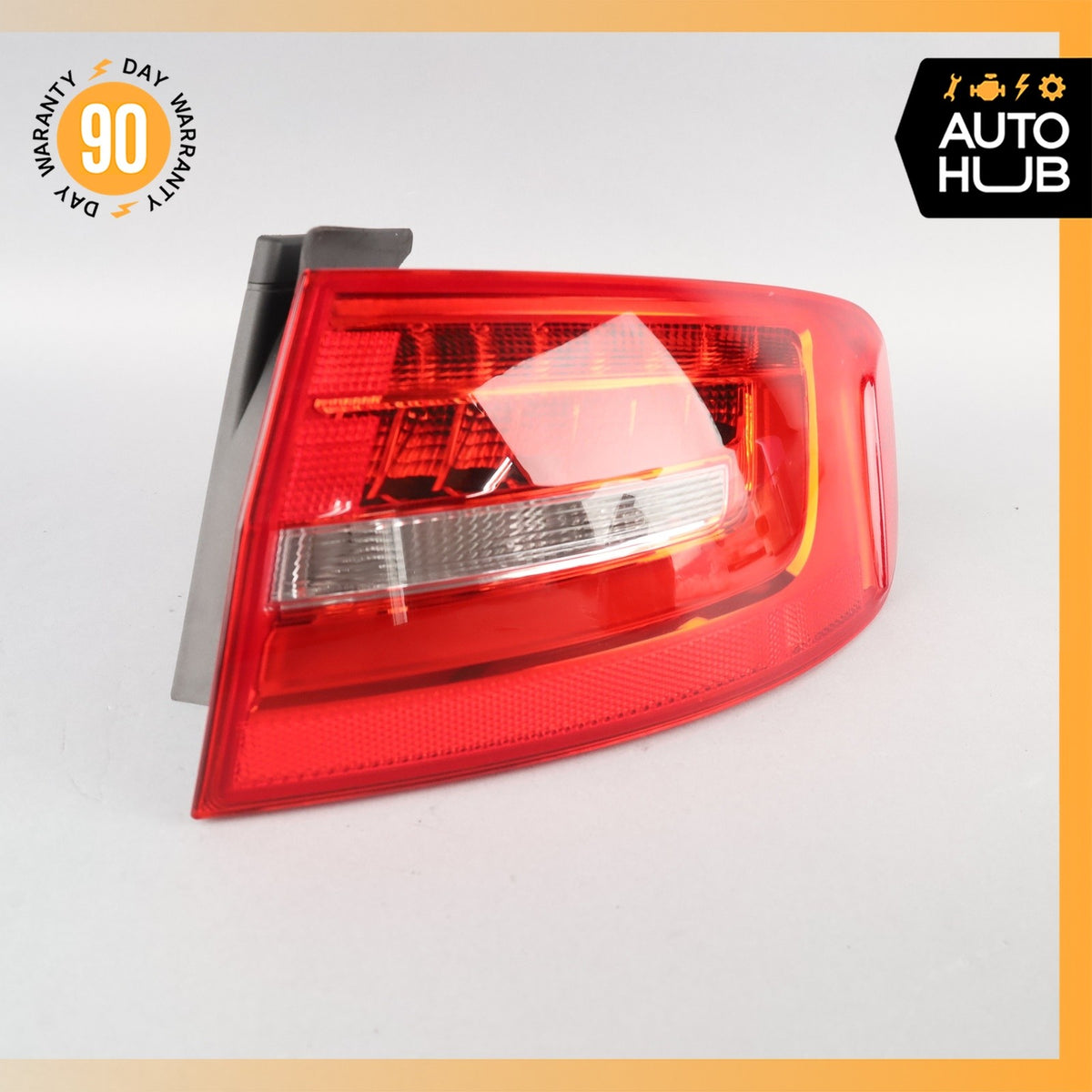 Audi B8 A4 Rear Right LED Outer Taillight Tail Light Lamp 8K5945096AD OEM - photo 2