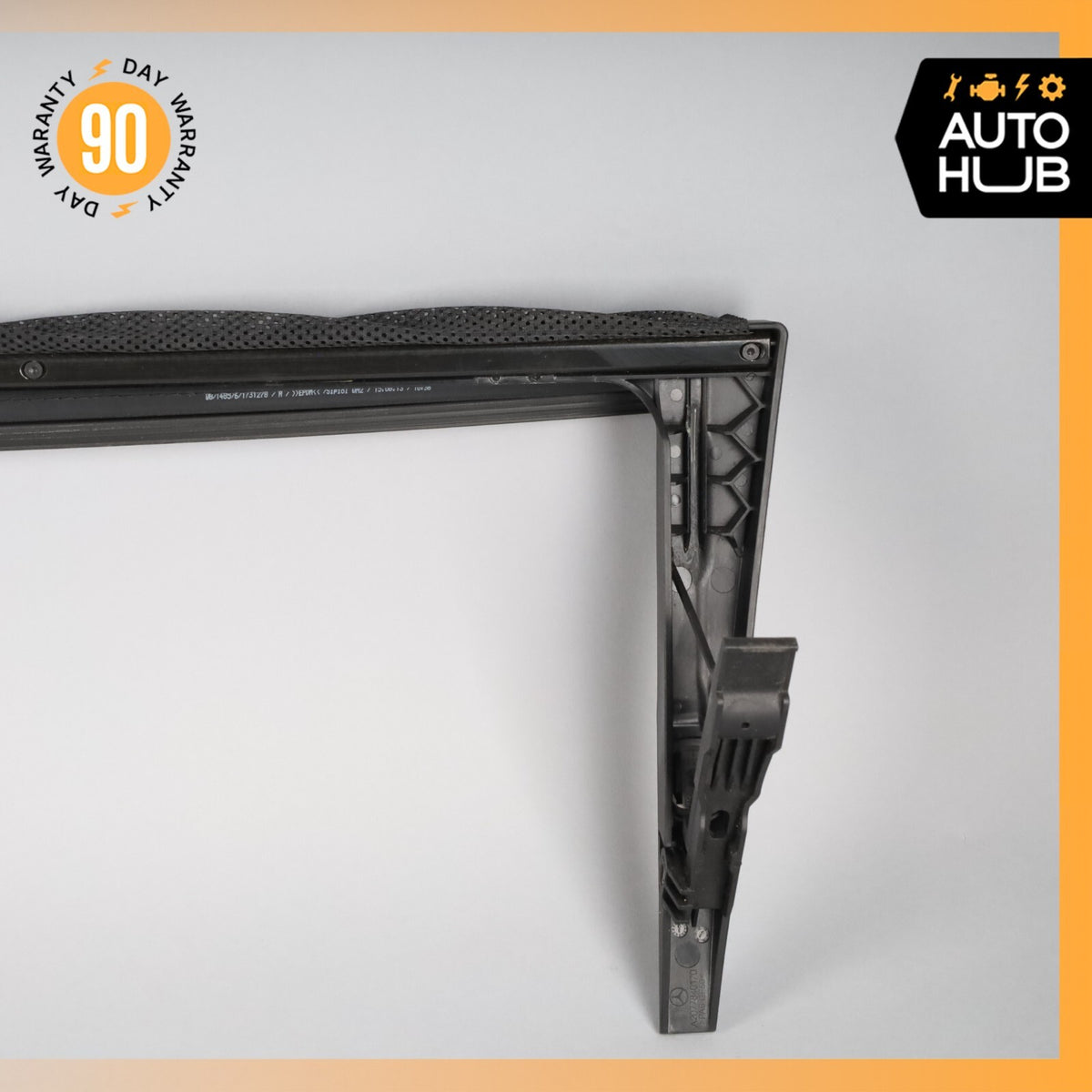 10-16 Mercedes W204 C250 E550 Coupe Sun Roof Front Wind Deflector 2077840070 OEM - photo 6
