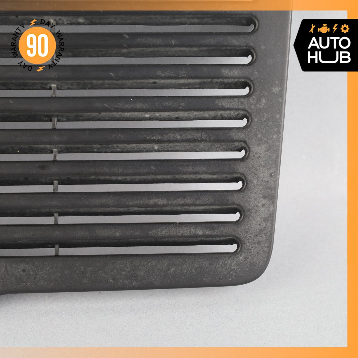 03-19 Maserati Quattroporte M139 Dash Dashboard Vent Grille Cover w/ Sensor OEM - photo 7