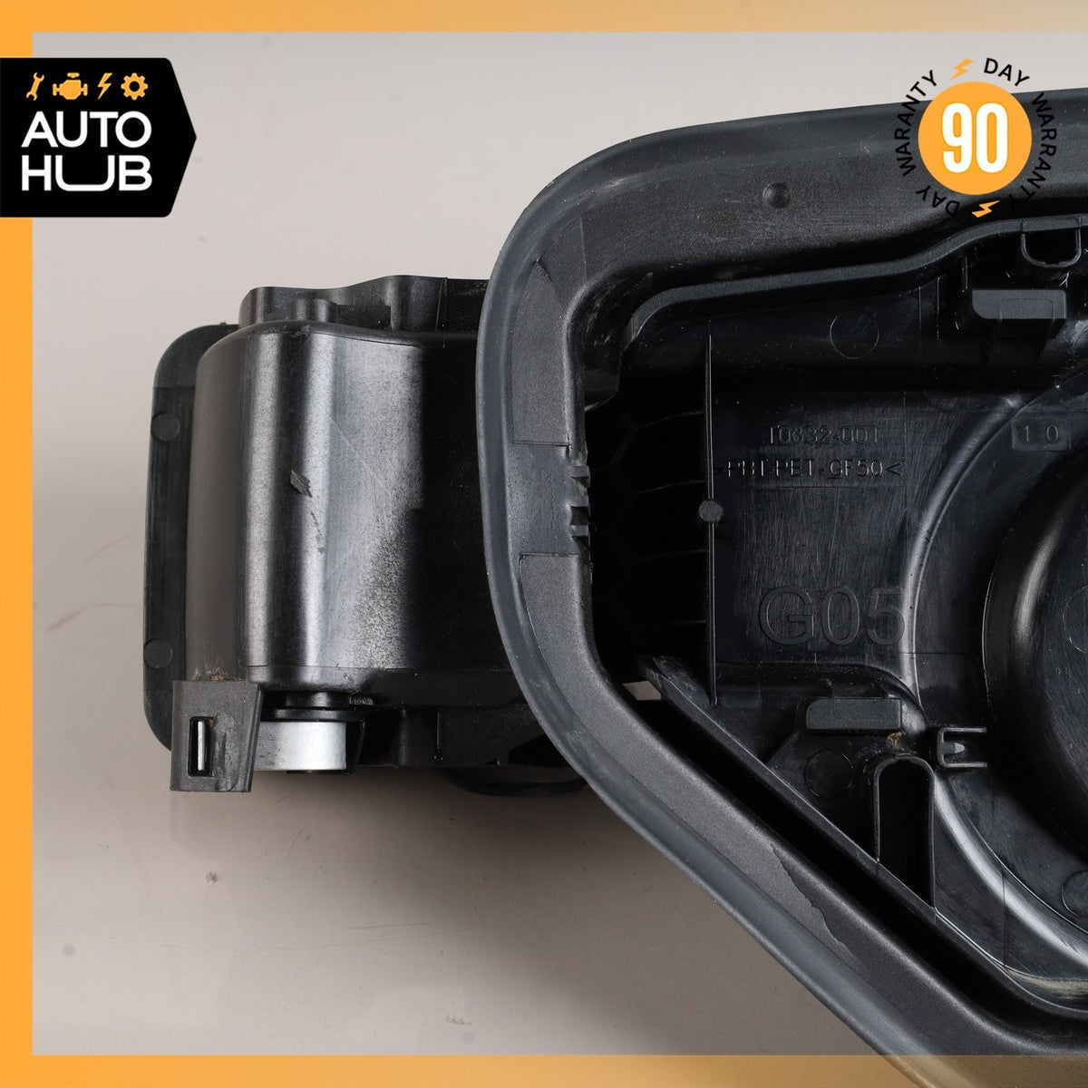 21-23 BMW G05 X5 45e Hybrid Fuel Door Gas Tank Pocket Housing OEM 44k - photo 3