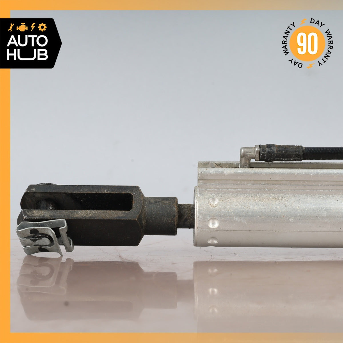 08-13 BMW E88 128i 135i Left Side Main Hydraulic Lift Cylinder OEM - photo 3