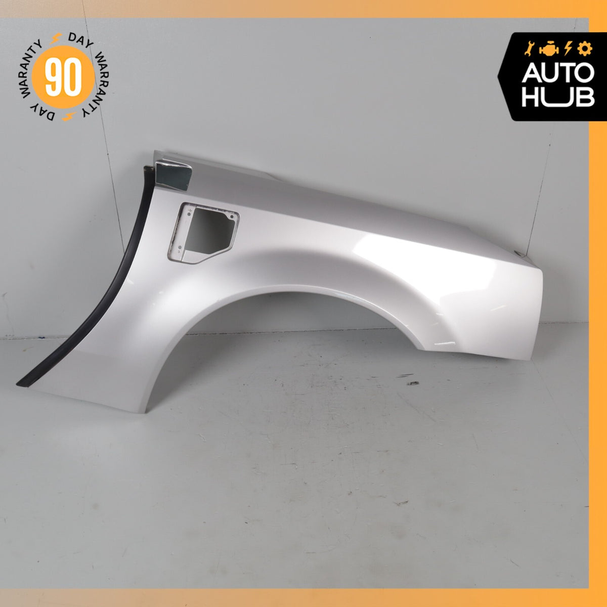 04-09 Cadillac XLR Quarter Panel Rear Left Driver Side Silver 10355380 OEM - photo 1
