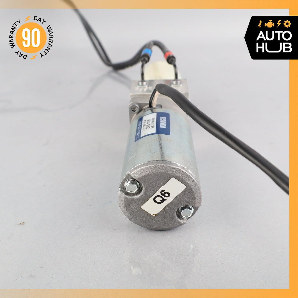 Mercedes W221 S600 Trunk Lid Locking Hydraulic Pull Down Pump w/ Foam Case OEM - photo 11