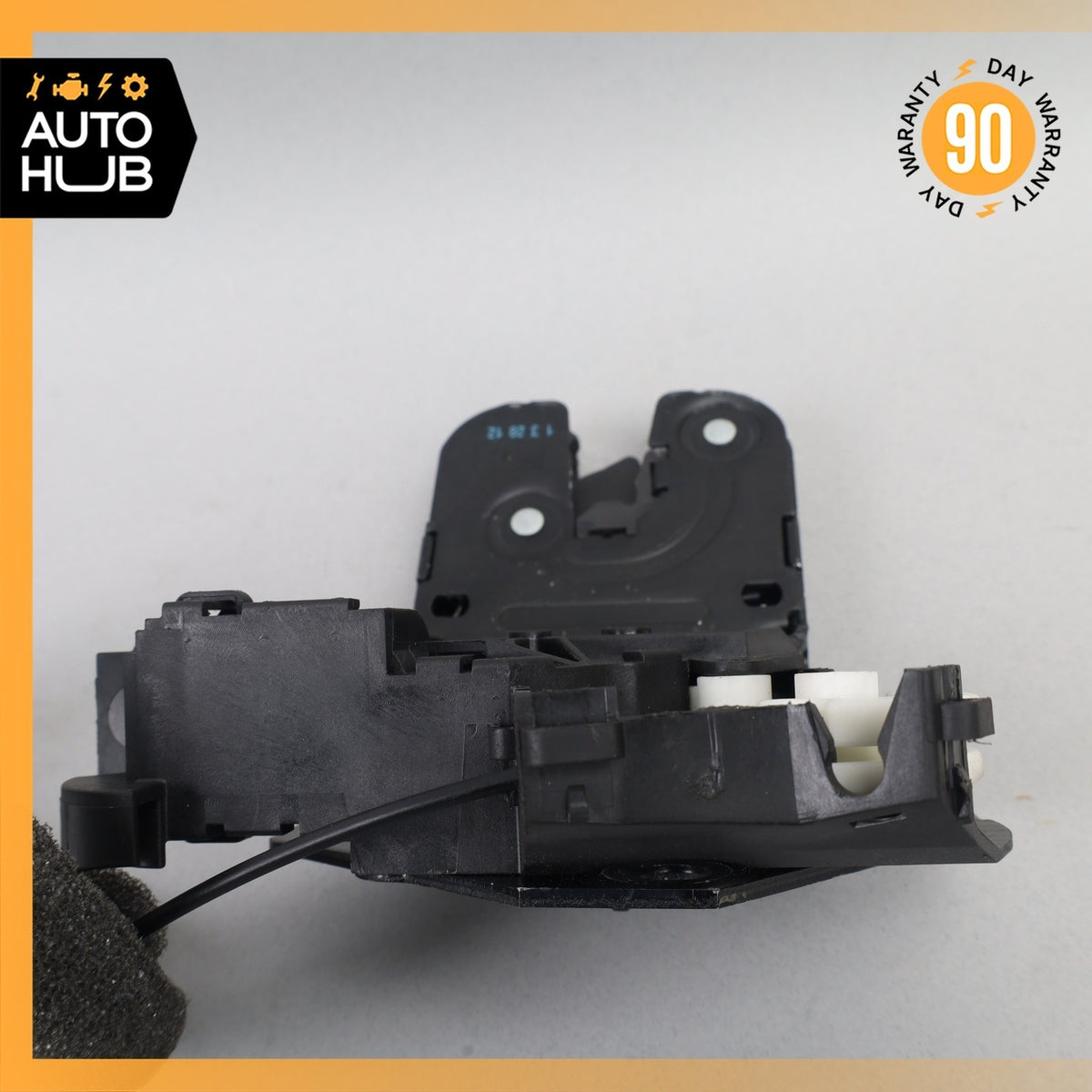 Audi 8J TT Rear Trunk Boot Lock Latch Actuator 8P4827505C OEM - photo 6