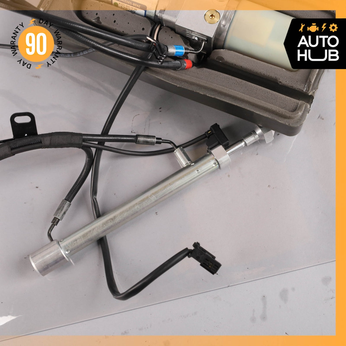 07-13 Mercedes W221 S550 S600 Trunk Lid Locking Hydraulic Pull Down Pump w/ Case - photo 3