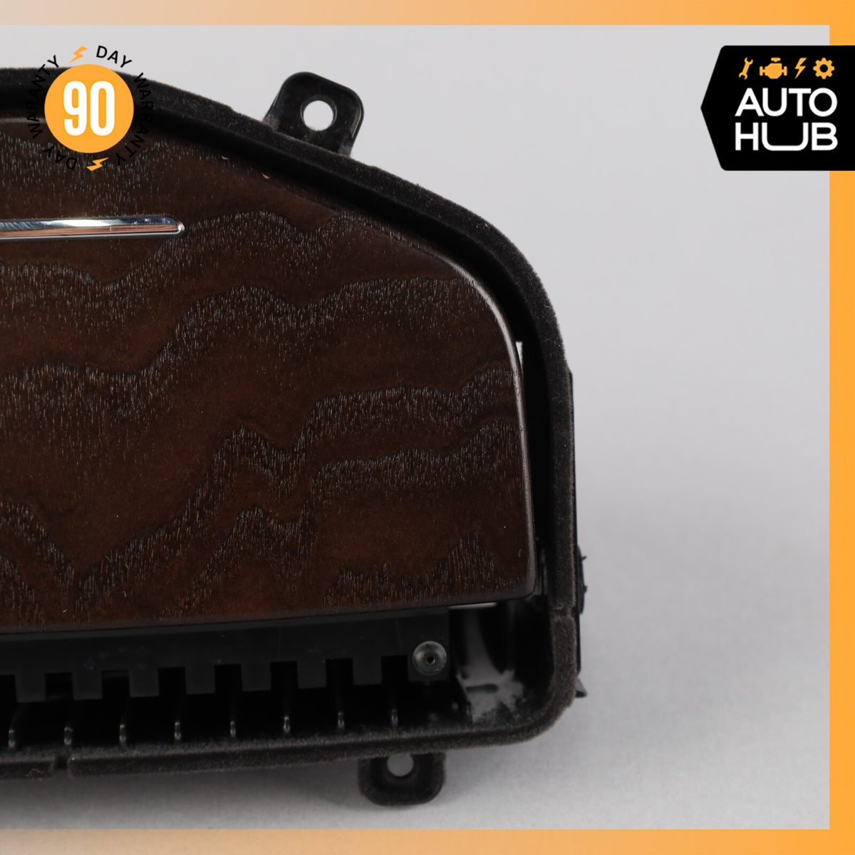 14-24 Maserati Quattroporte M156 Center Console Phone Holder Compartment OEM 32k - photo 4