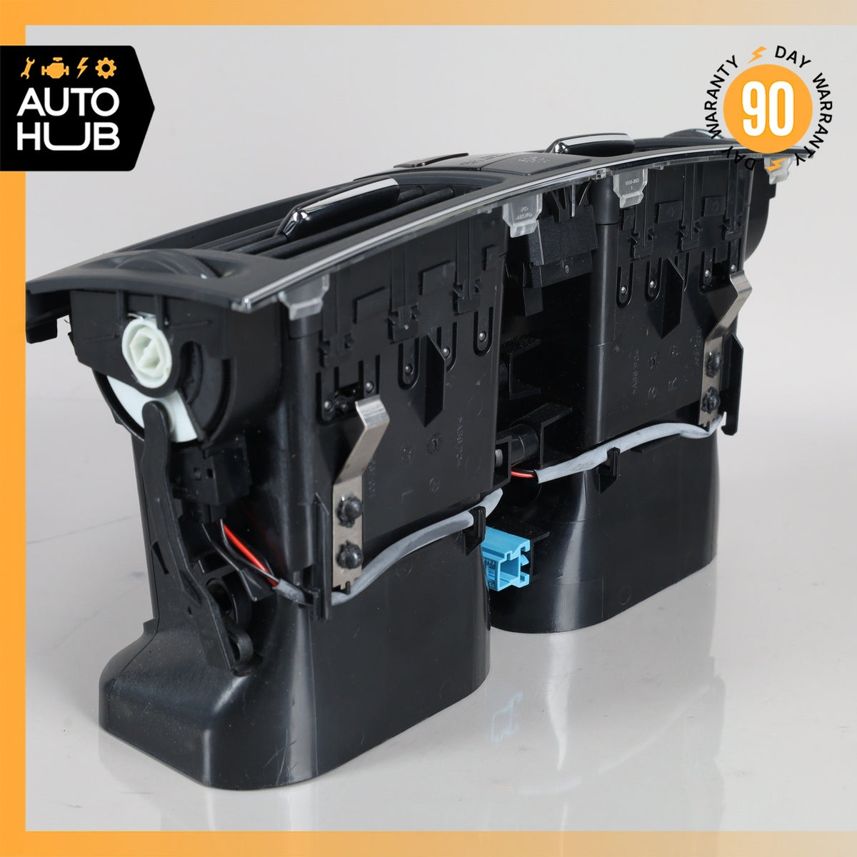 Mercedes W204 C63 AMG C350 Dash Dashboard AC A/C Air Vent OEM - photo 8