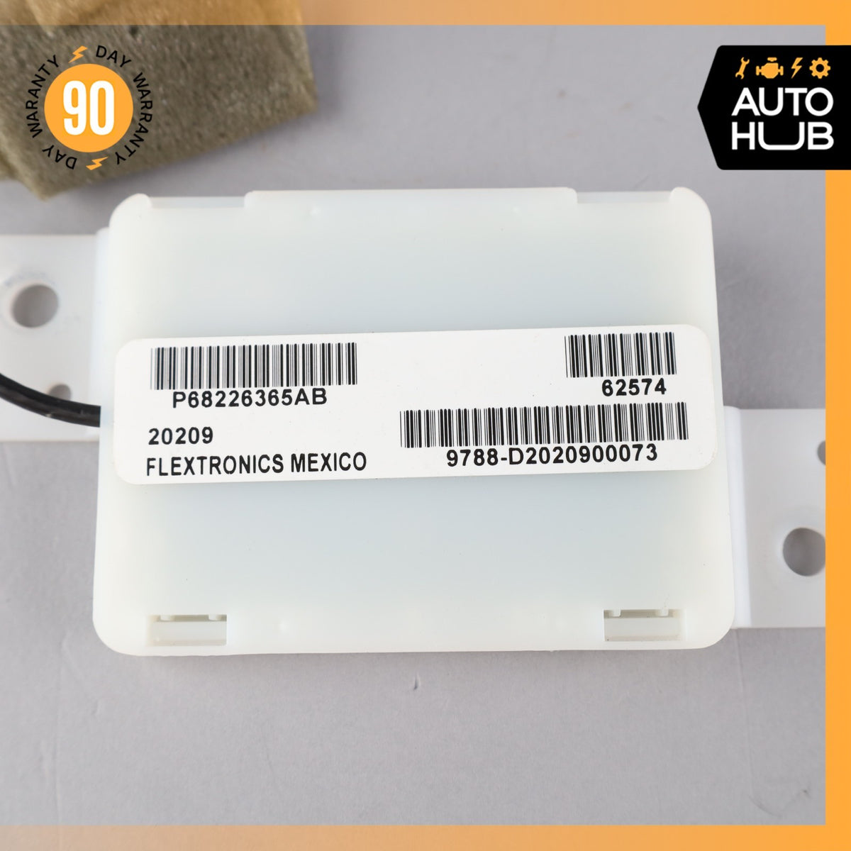Maserati Levante M161 Keyless Go Entry Control Antenna Module Unit OEM - photo 7