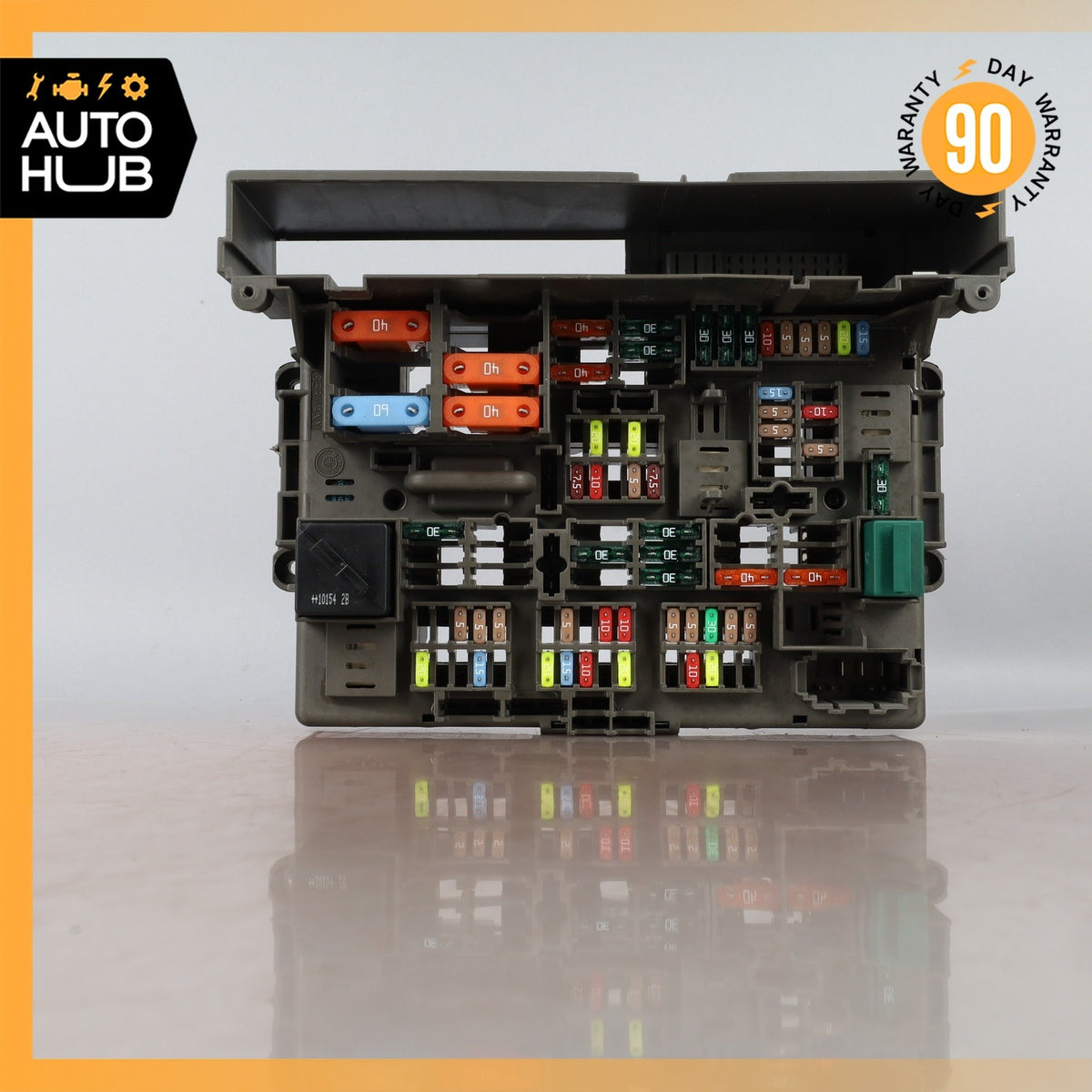 BMW E88 128i 328i Front Relay Junction Fusebox Fuse Box OEM - photo 2