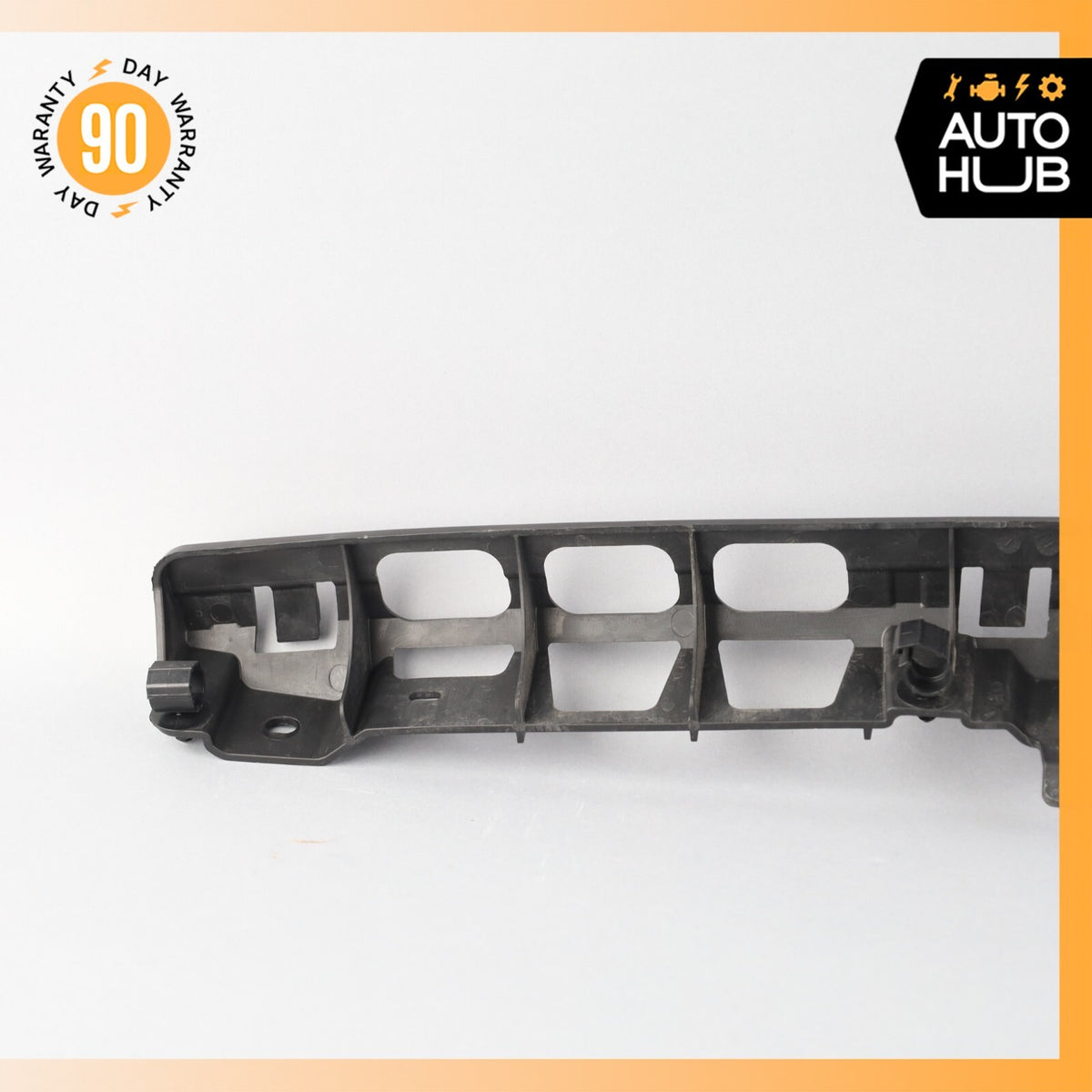 11-18 Porsche Cayenne 958 Hybrid S Rear Center Bumper Support Bracket OEM - photo 6
