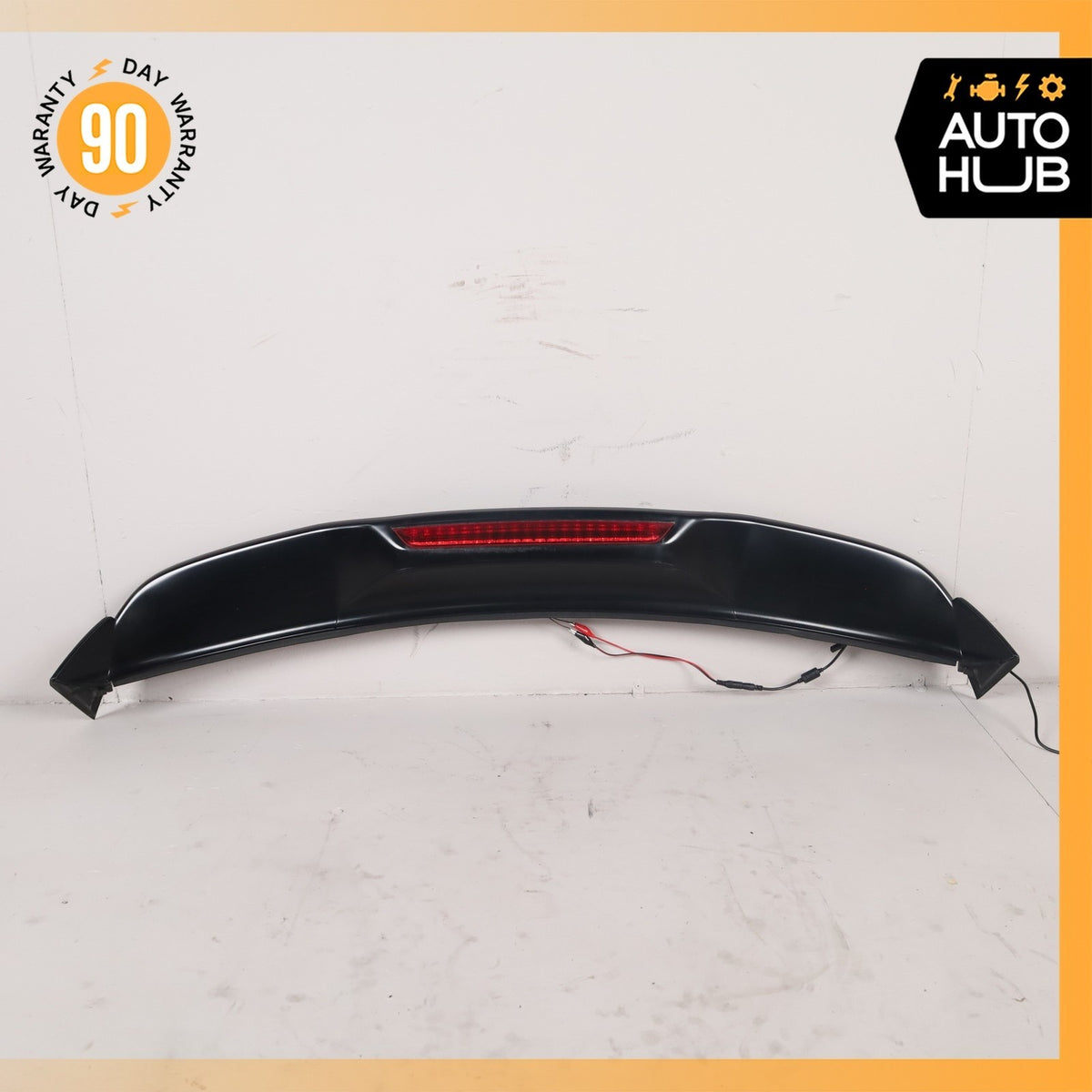 2011 Porsche Cayenne 958 S Trunk Lid Molding Trim Spoiler Wing OEM - photo 2