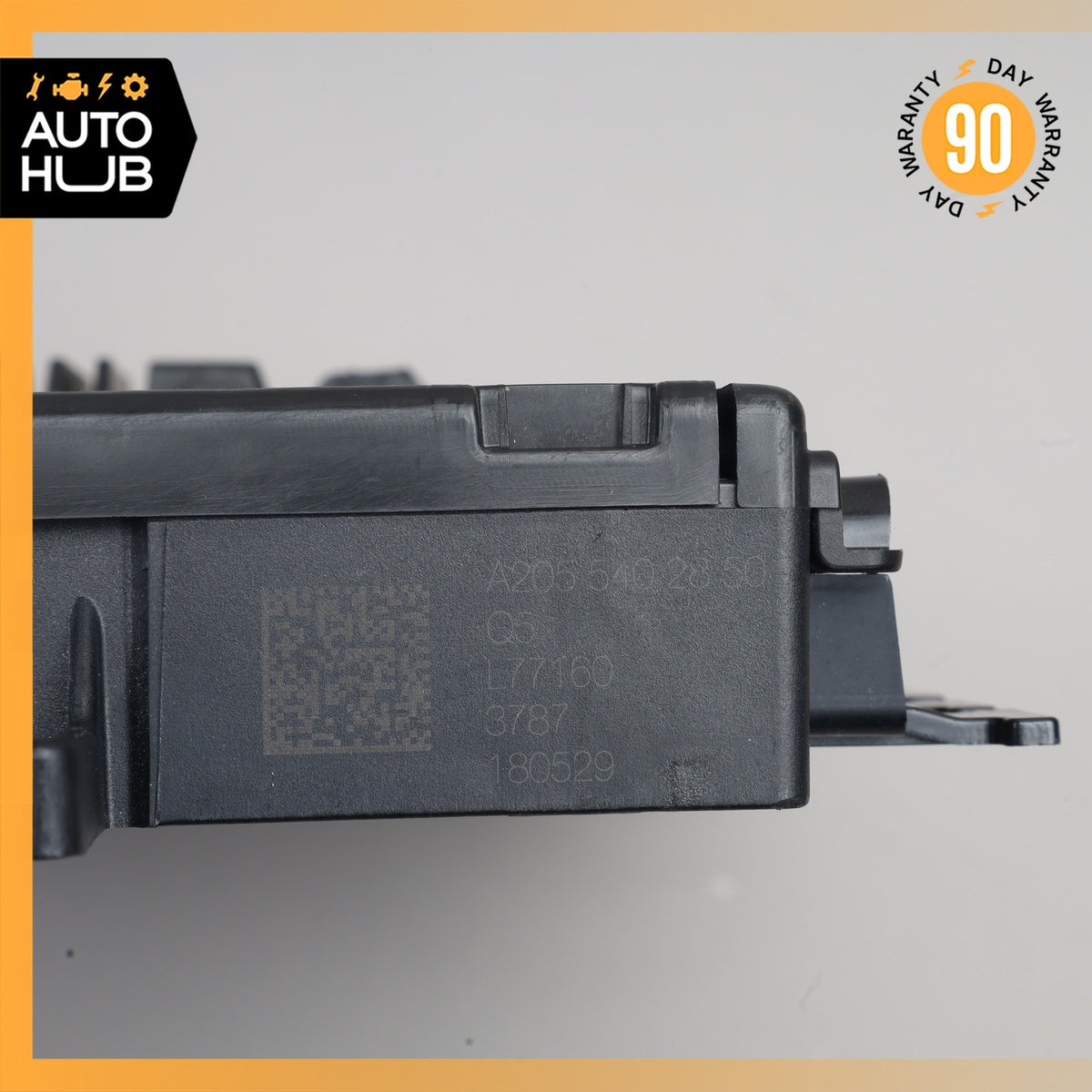 15-19 Mercedes X253 GLC300 C300 Fuse Box Distribution Box 2055402850 OEM - photo 10