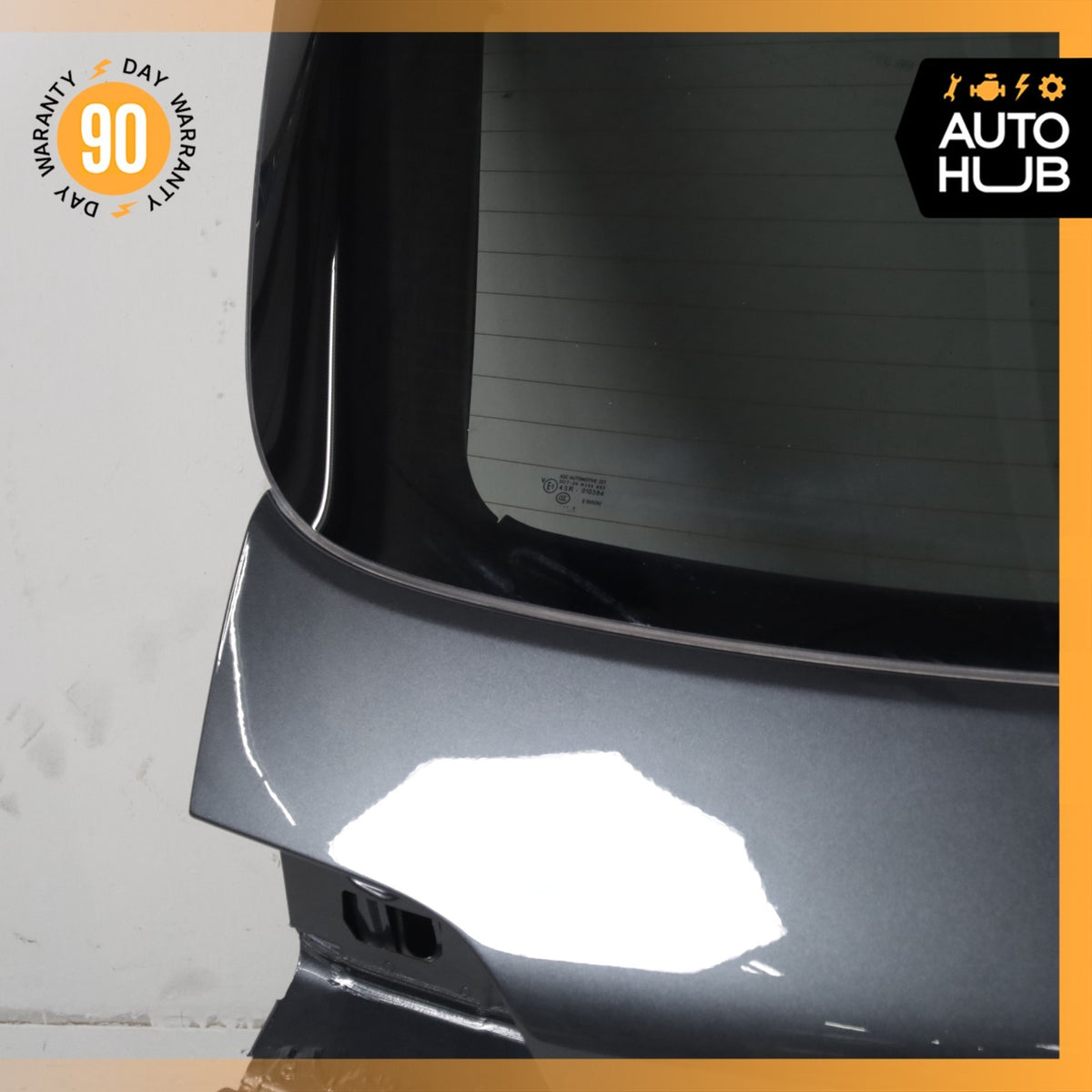 15-18 Porsche Macan 95B Trunk Lid Liftgate Tailgate Hatch Shell w/Spoiler OEM - photo 7