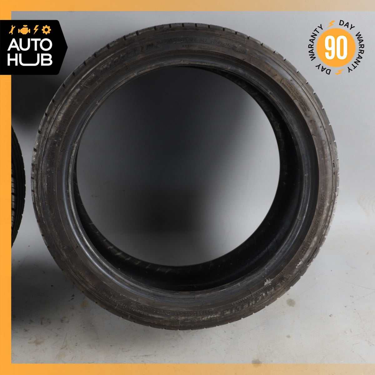 255/35ZR18 Michelin Pilot Sport All Season 4 255 35 18' 94Y Tire Set of 2 - photo 15
