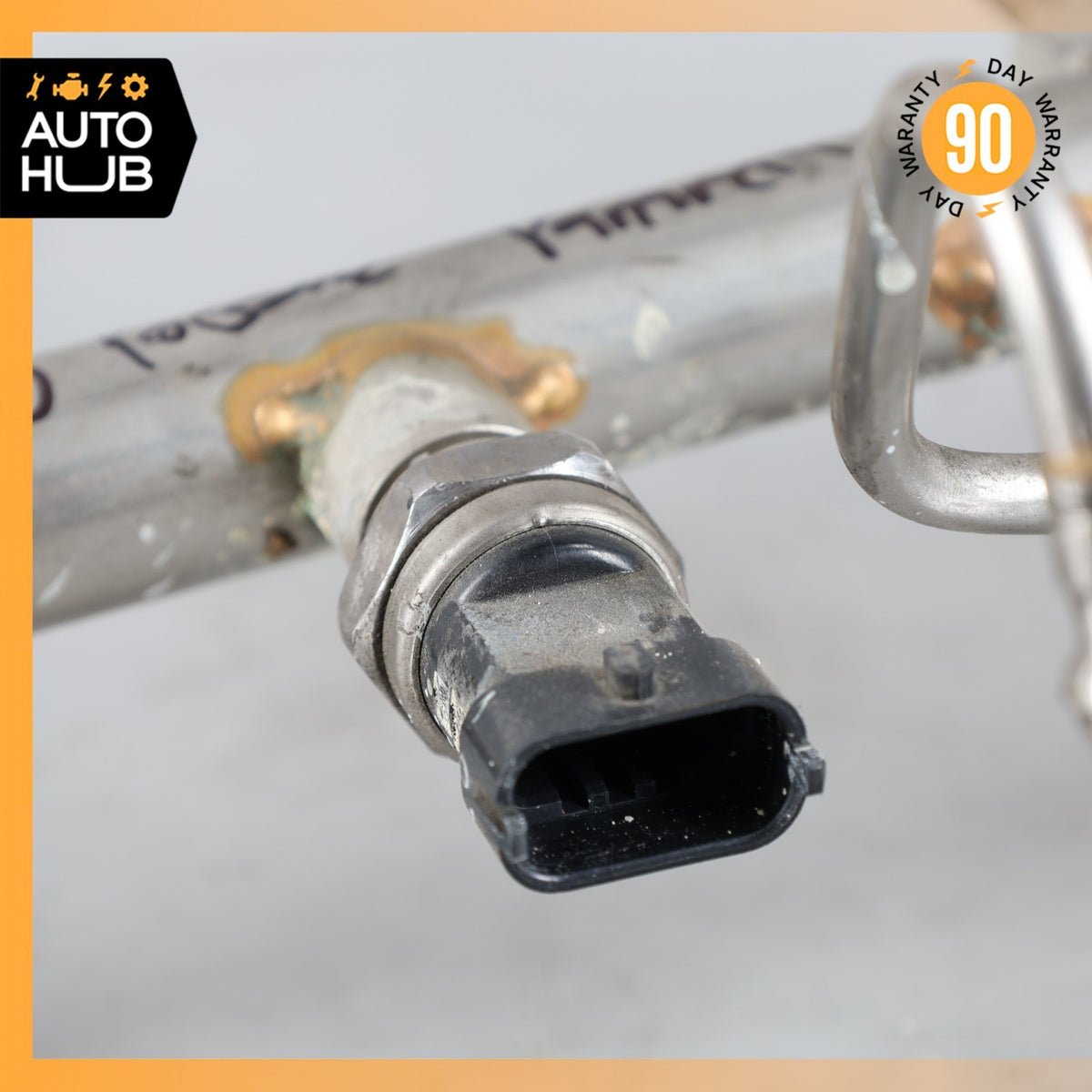 Porsche Panamera Cayenne 958 4.8L Fuel Injector Rail 94811011506 OEM - photo 7