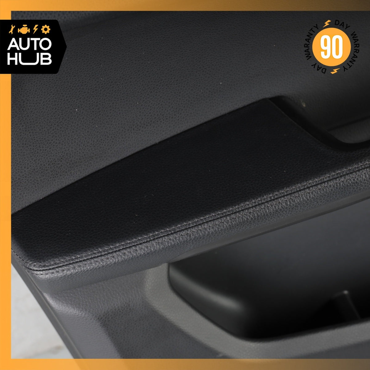 15-24 Porsche Macan 95B Front Left Driver Side Interior Door Panel Black OEM 89k - photo 11