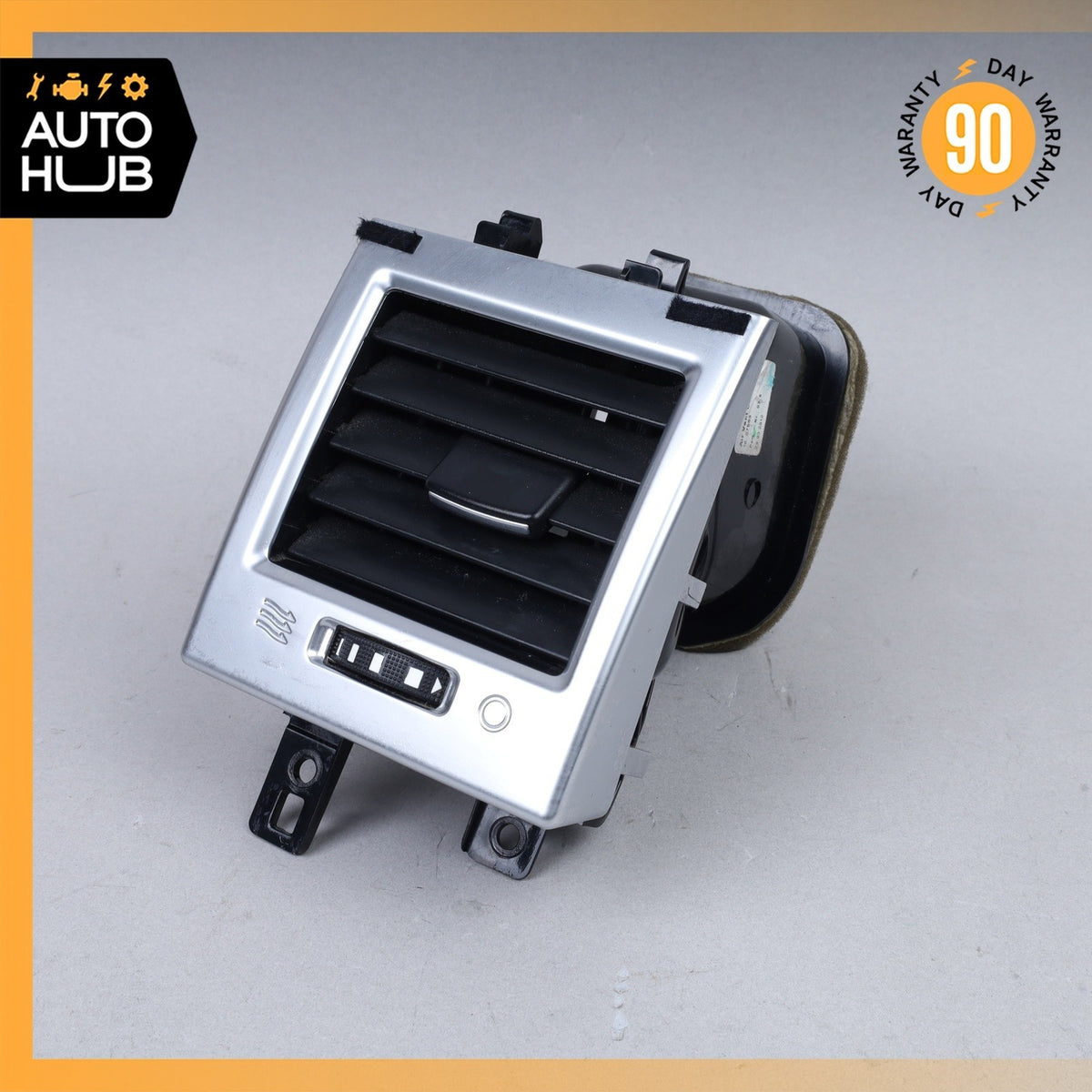 Range Rover Sport L320 HSE Front Left Center Dashboard AC A/C Air Vent OEM - photo 1