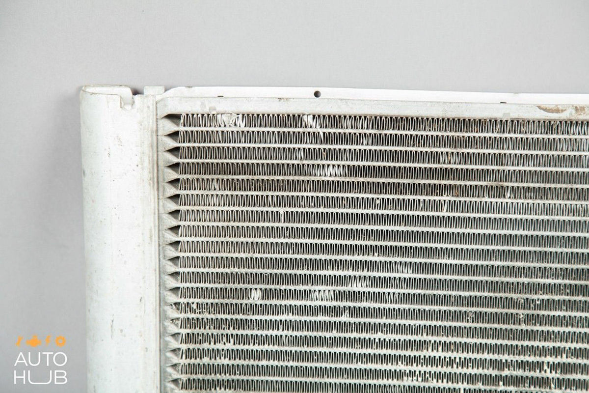 03-05 Land Range Rover L322 HSE 4.4 Engine Cooling Radiator PCC000850 OEM - photo 5
