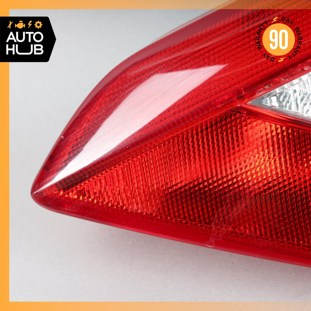 08-12 Maserati GranTurismo M145 Right Side Inner Tail Light Lamp OEM 34k - photo 8