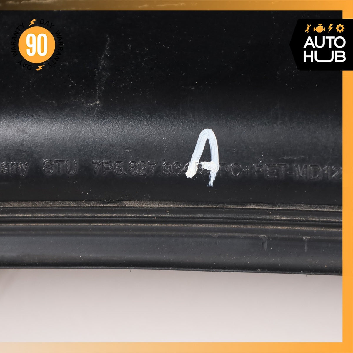 2011 Porsche Cayenne 958 S Trunk Lid Molding Trim Spoiler Wing OEM - photo 22