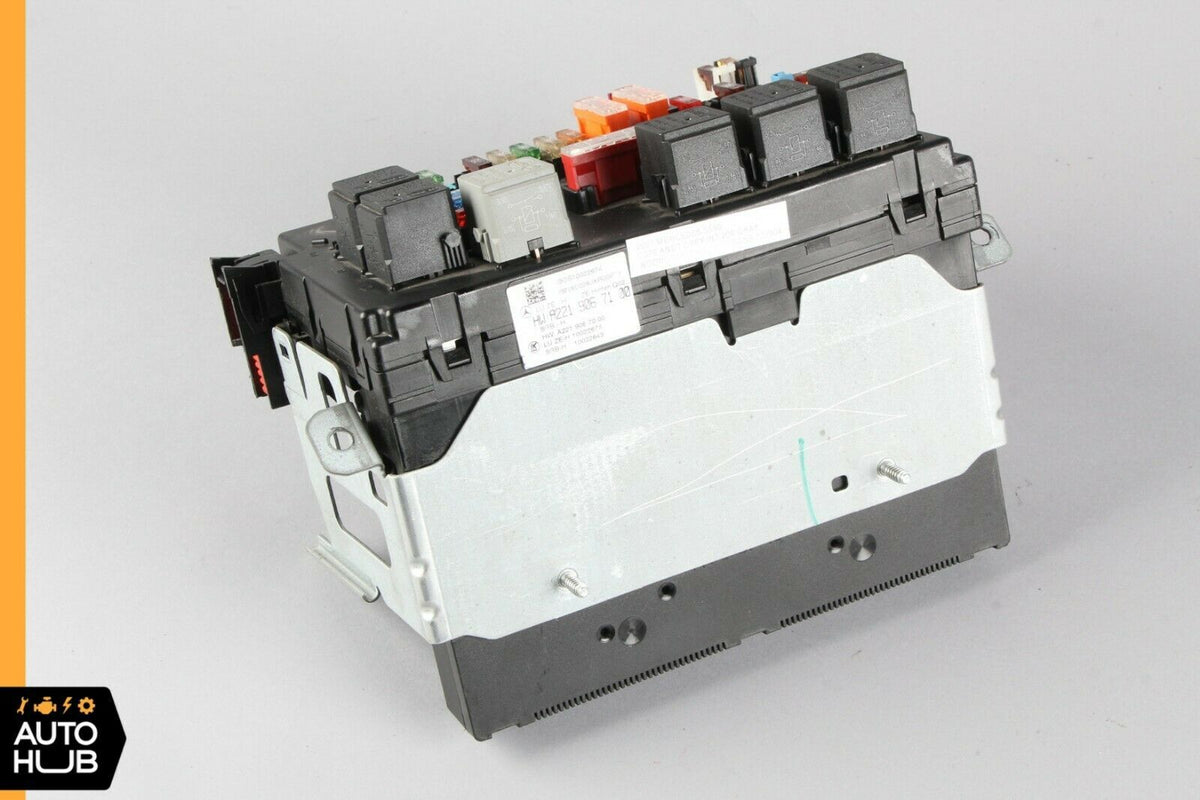 10-14 Mercedes W221 S550 CL550 Rear Trunk Fuse Box Relay Control Module OEM - photo 8