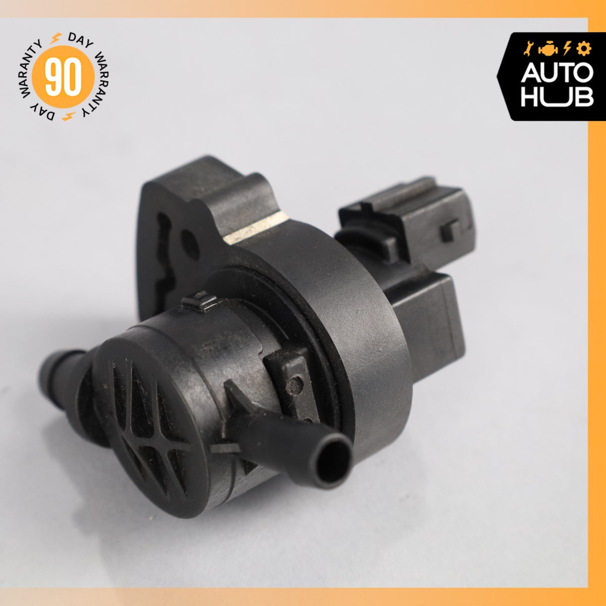 03-13 Mercedes W221 S400 CL550 C300 Fuel System Purge Valve 0004703593 OEM - photo 1