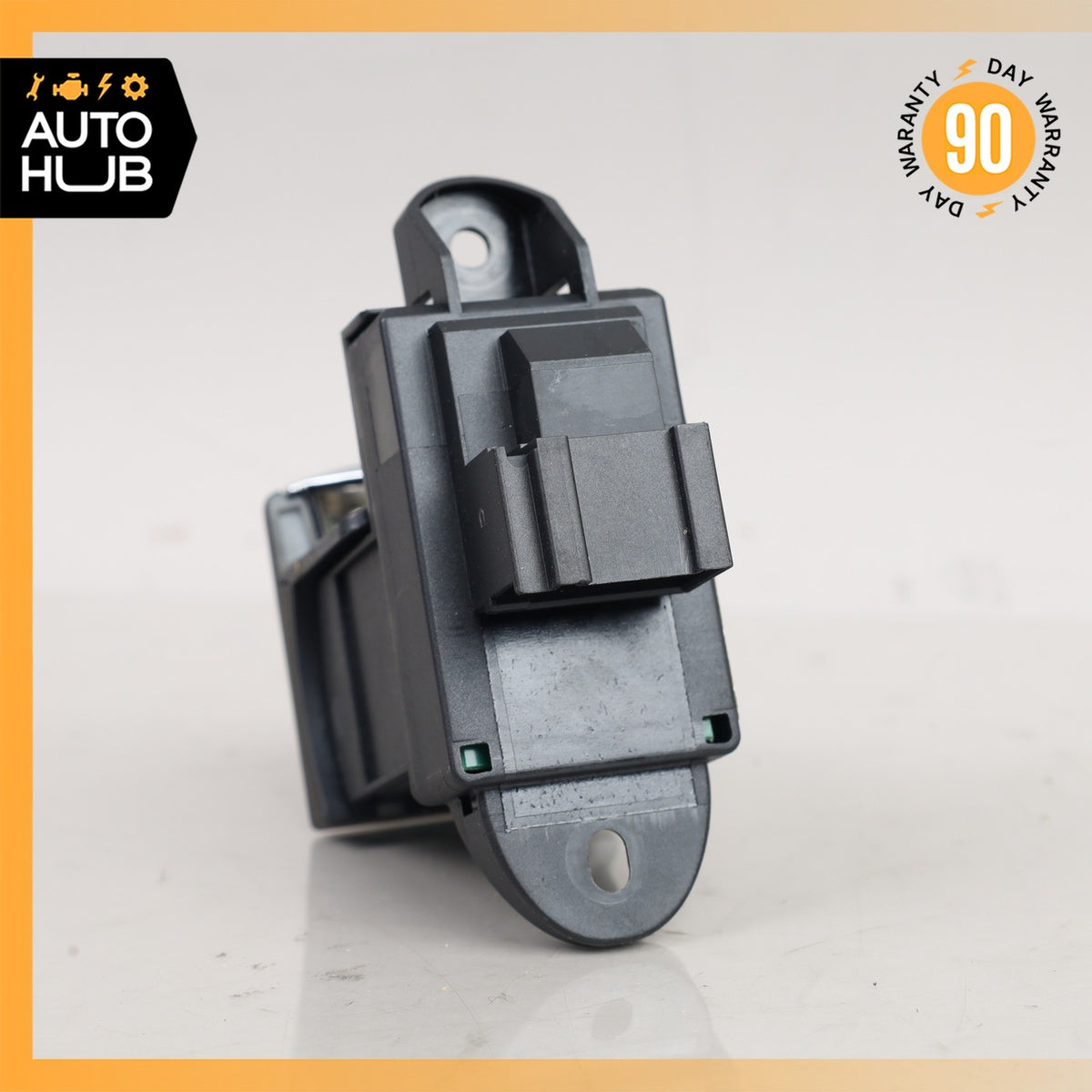 14-17 Maserati Quattroporte Electronic Parking Button Switch 6700150060 OEM - photo 5