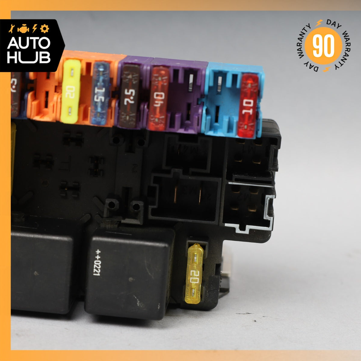 03-12 Mercedes R230 SL500 SL55 SLR Front Left SAM Fuse Box Control Module OEM - photo 3