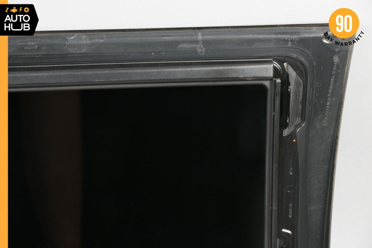 07-13 Mercedes W221 S550 S400 S63 AMG Center Middle Panoramic Roof Glass OEM - photo 8