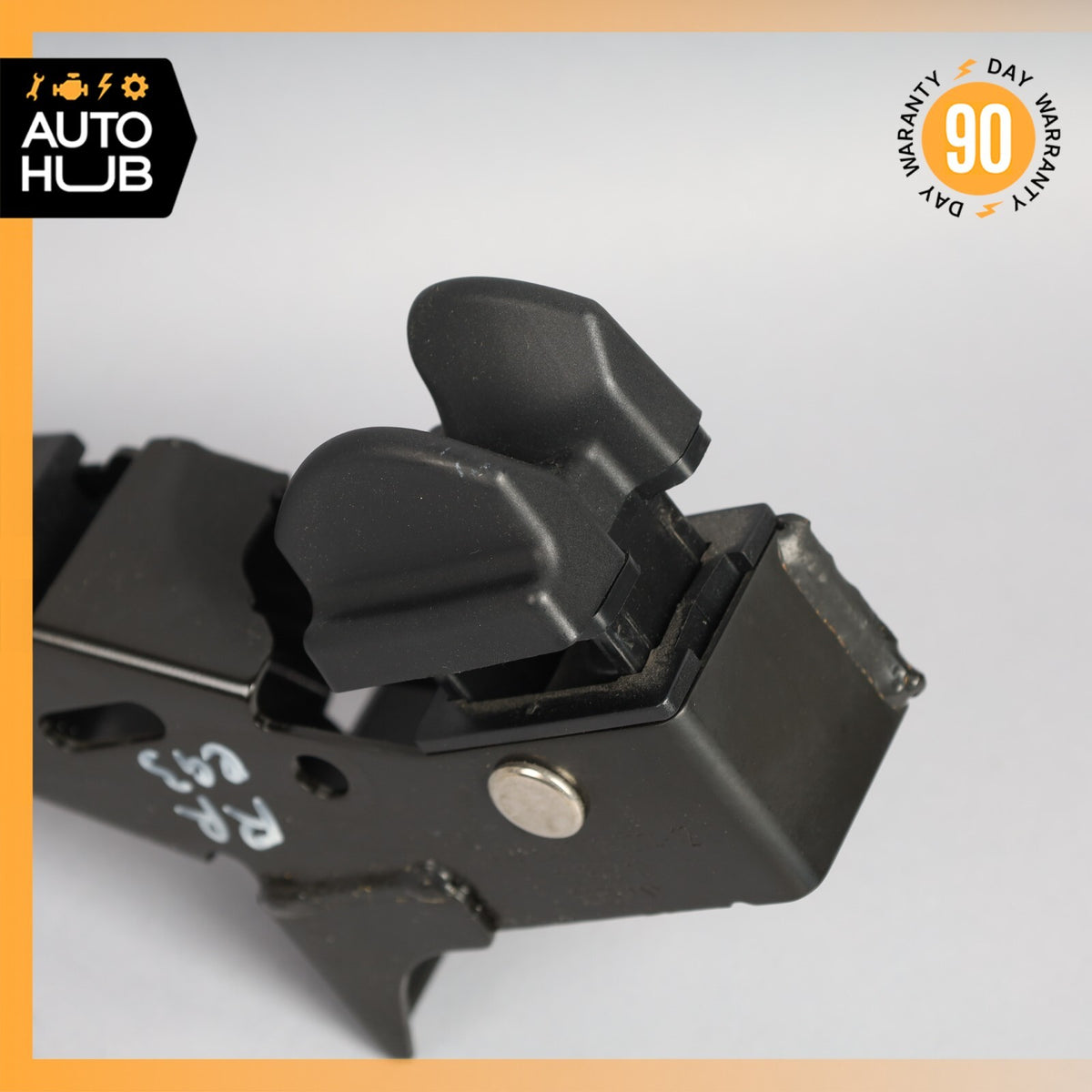07-13 BMW E93 328i 335i M3 Right Side Convertible Hardtop Bracket OEM 76k - photo 2