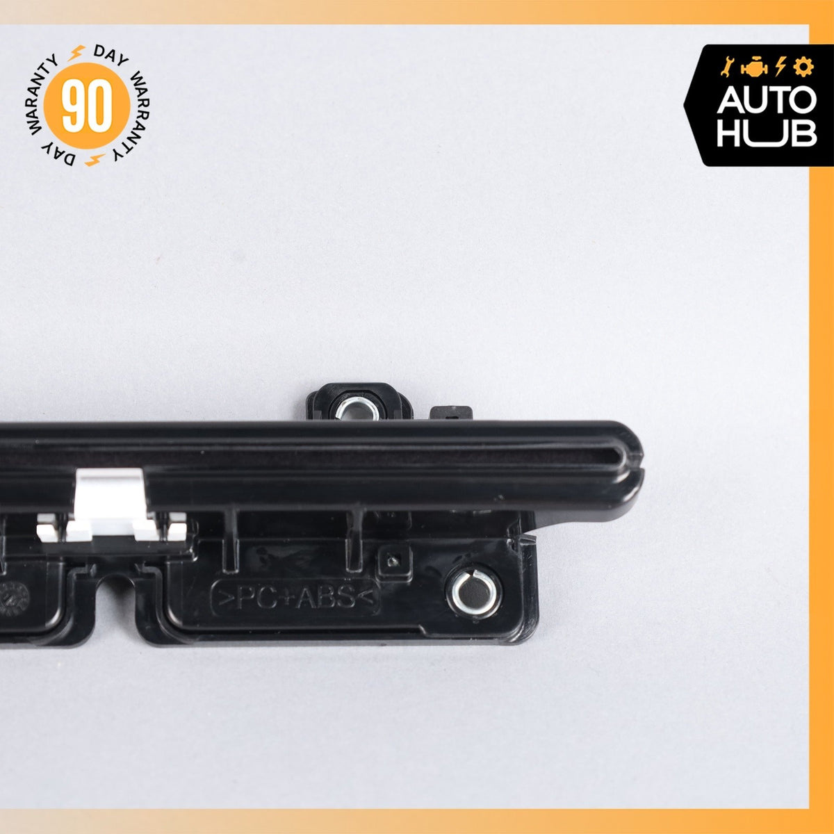 Maserati Quattroporte M156 S CD Changer Eject Control 670020772 OEM - photo 4