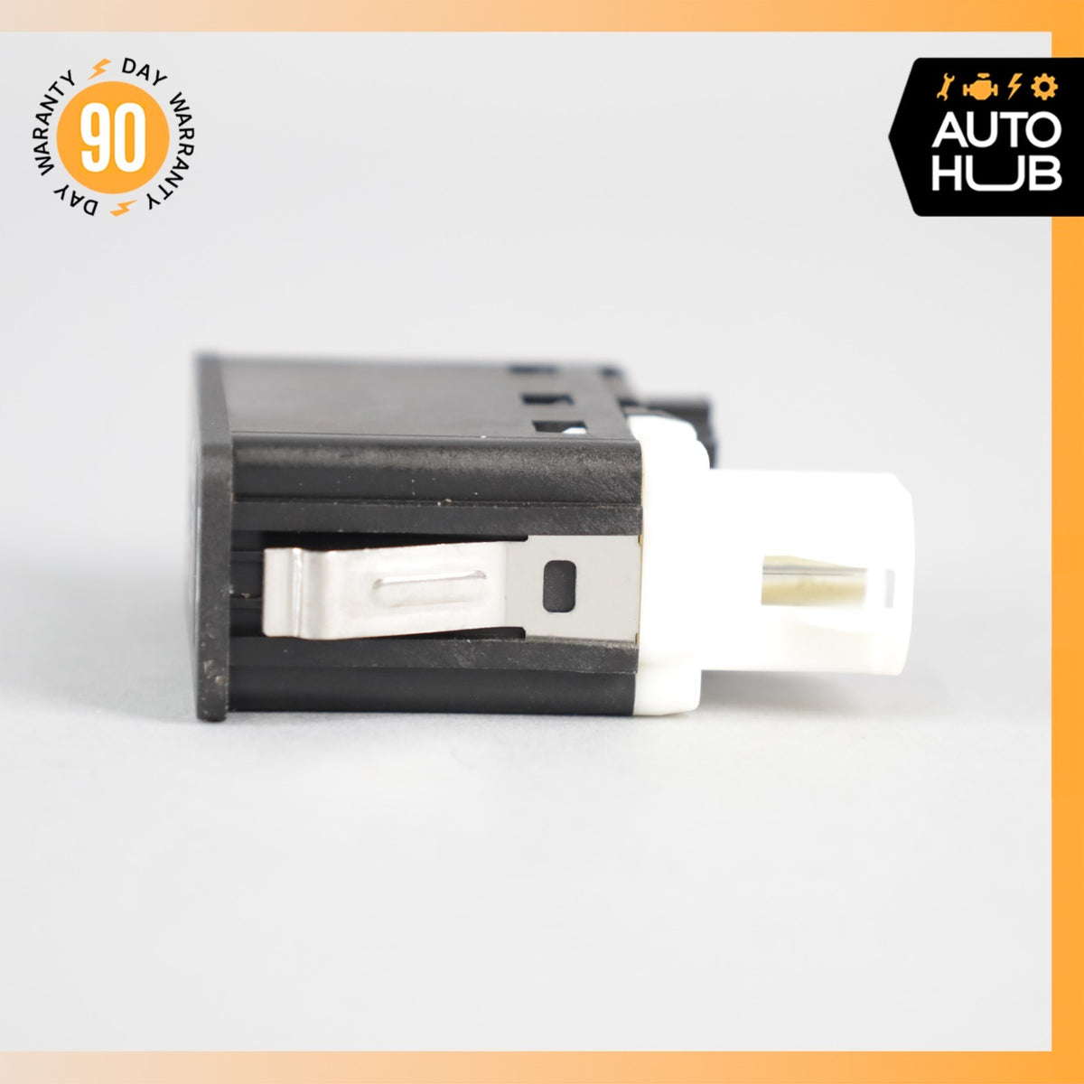 BMW i3 I01 Hybrid Center Console AUX USB Connect Module Unit OEM - photo 5