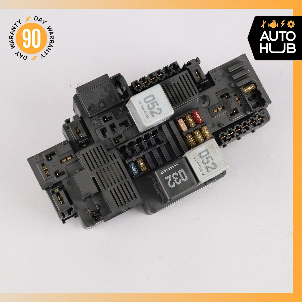17-23 Mercedes W205 C43 AMG E300 GLC300 Front Engine Fuse Box Relay OEM - photo 3