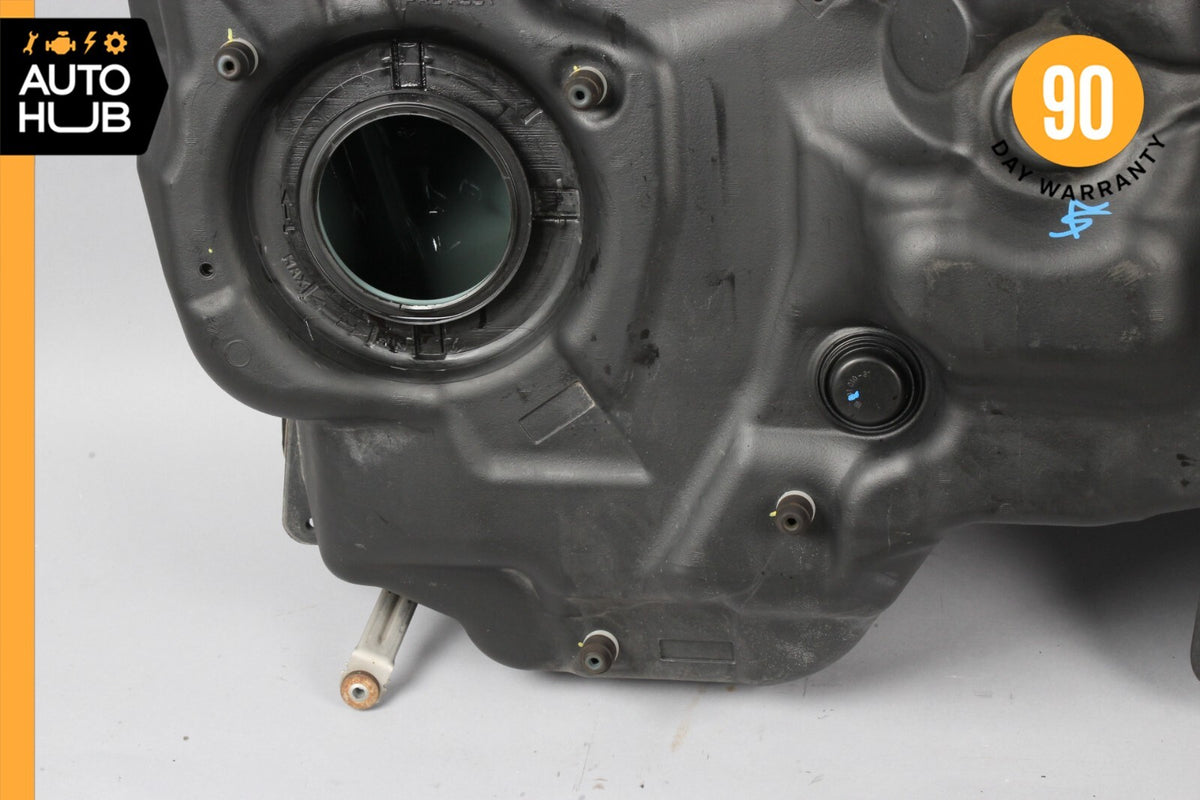 07-09 Mercedes X164 GL320 Bluetec Diesel Fuel Gas Tank Reservoir Assembly OEM - photo 5