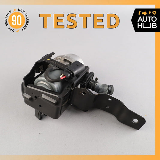 03-06 Porsche Cayenne 955 Brake Booster Vacuum Pump w/ Bracket OEM - photo 1