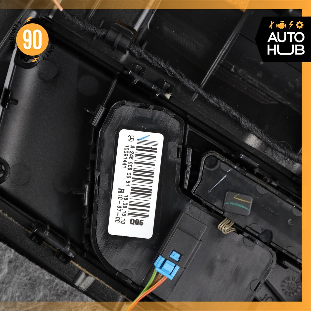 15-20 Mercedes X156 GLA250 GLA45 AMG Interior Door Panel Front Right Side OEM - photo 21