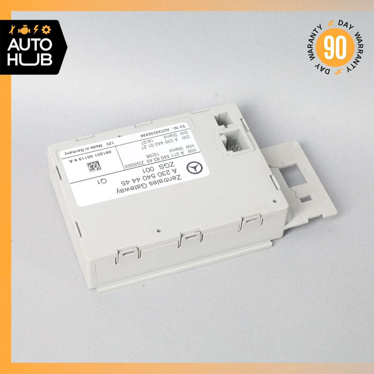 07-12 Mercedes R230 SL550 Central Gateway Control Module 2305404445 OEM - photo 2