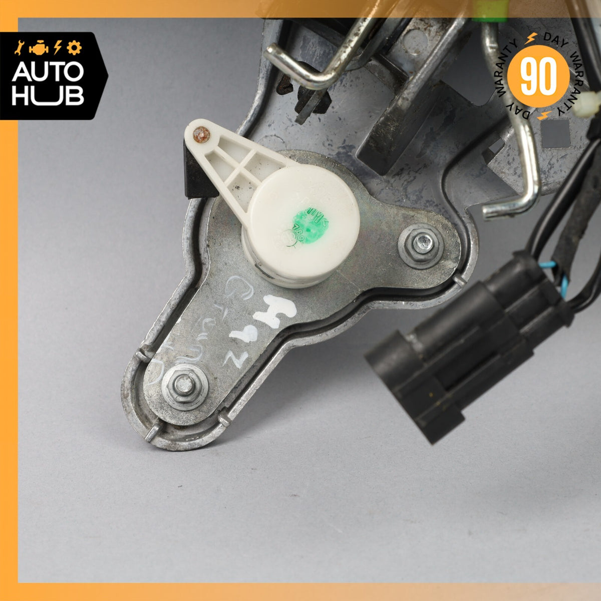 08-19 Maserati GranTurismo M145 Front Left Side Exterior Door Handle OEM 61k - photo 10