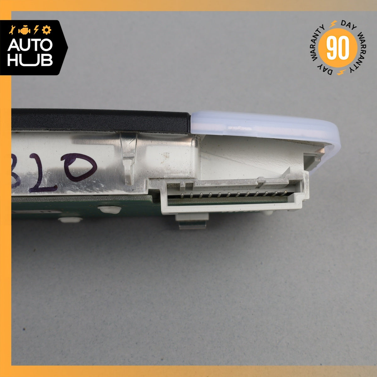 BMW F30 320i Overhead Dome Light 63319219497 OEM - photo 6