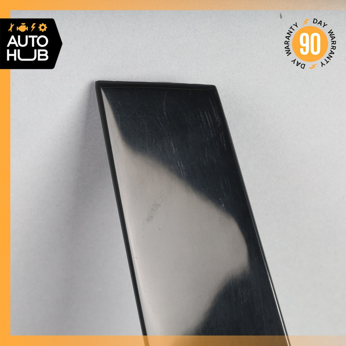 Maserati Quattroporte M139 Exterior B-Pillar Moulding Trim Front Right Side OEM - photo 2
