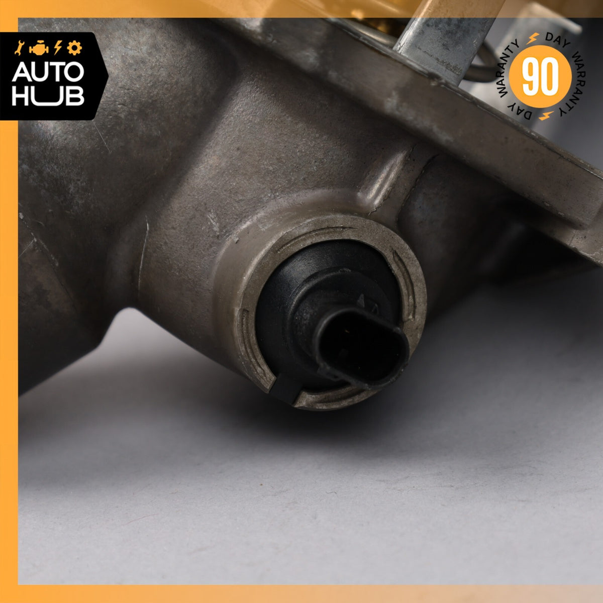 Mercedes W209 CLK350 R350 GLK350 C350 Water Thermostat Housing 2722000415 OEM - photo 4