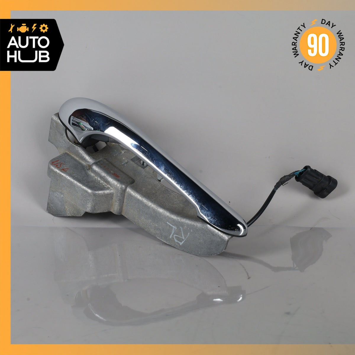 03-13 Maserati Quattroporte M139 Rear Left Side Exterior Door Handle OEM 84k - photo 2
