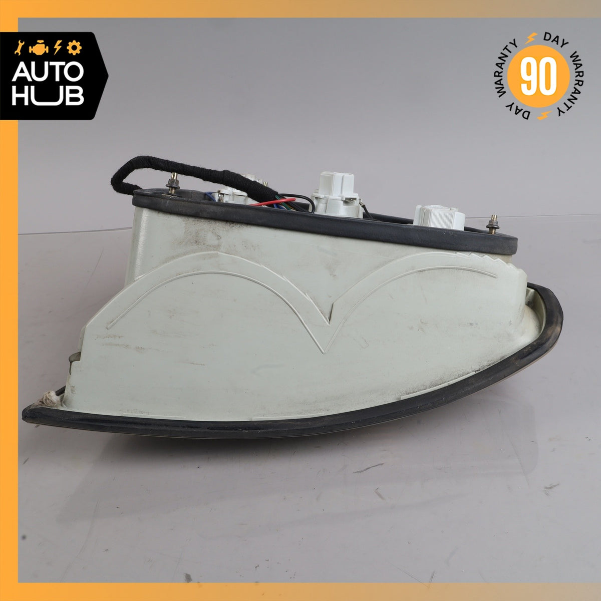 03-08 Maserati Quattroporte M139 Right Side Tail Light Lamp 191102 OEM 84k - photo 11