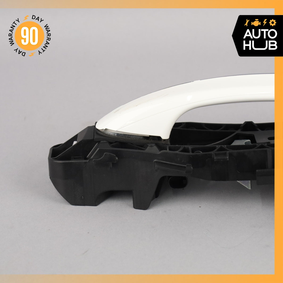 Mercedes W213 E300 Front Left Side Exterior Door Handle Keyless Go White OEM - photo 14